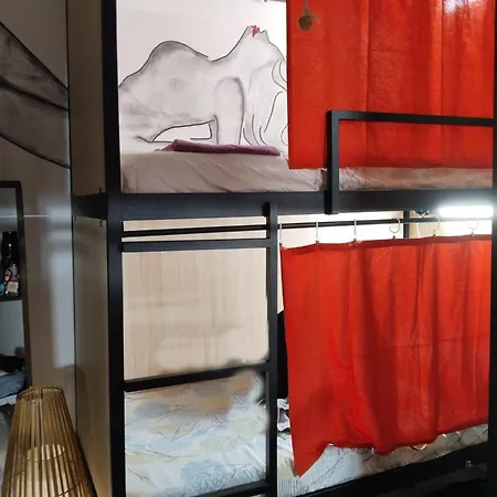 House Lanzarote فندق مبيت وإفطار أرّاثيفي