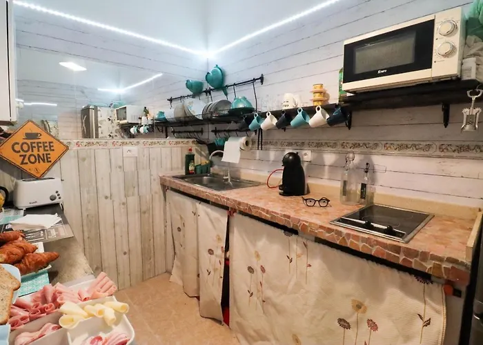 House Lanzarote فندق مبيت وإفطار *