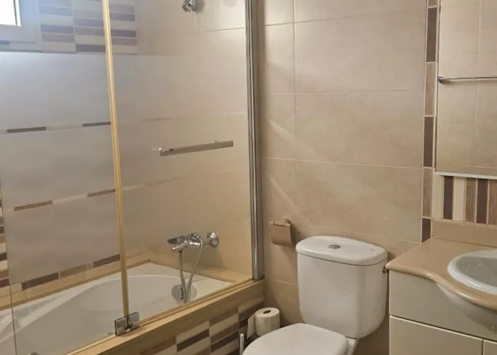 House Lanzarote فندق مبيت وإفطار *